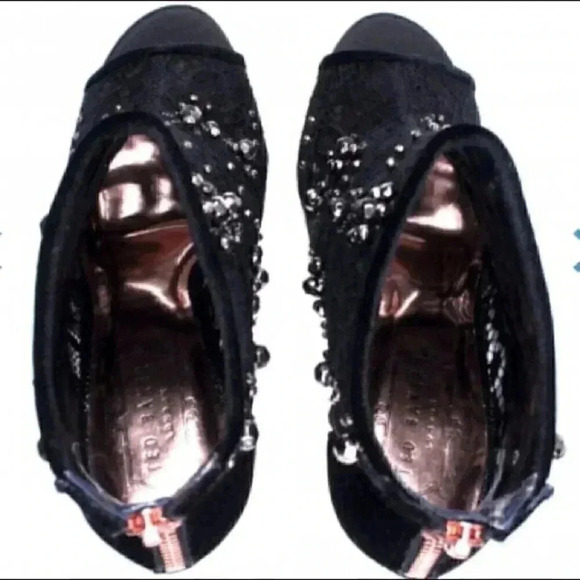 Ted Baker Rowene boots black floral tuxedo booties - Picture 6 of 9